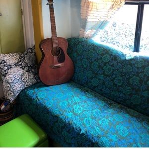 Vintage Throw Coverlet Quilt